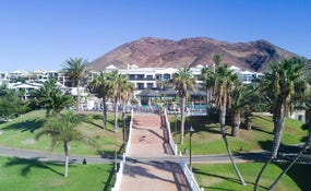 Panoramic view of the hotel