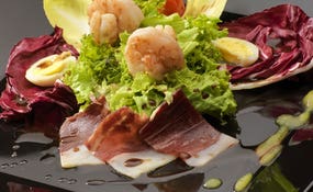 Salat von Langostinos und Entenschinken